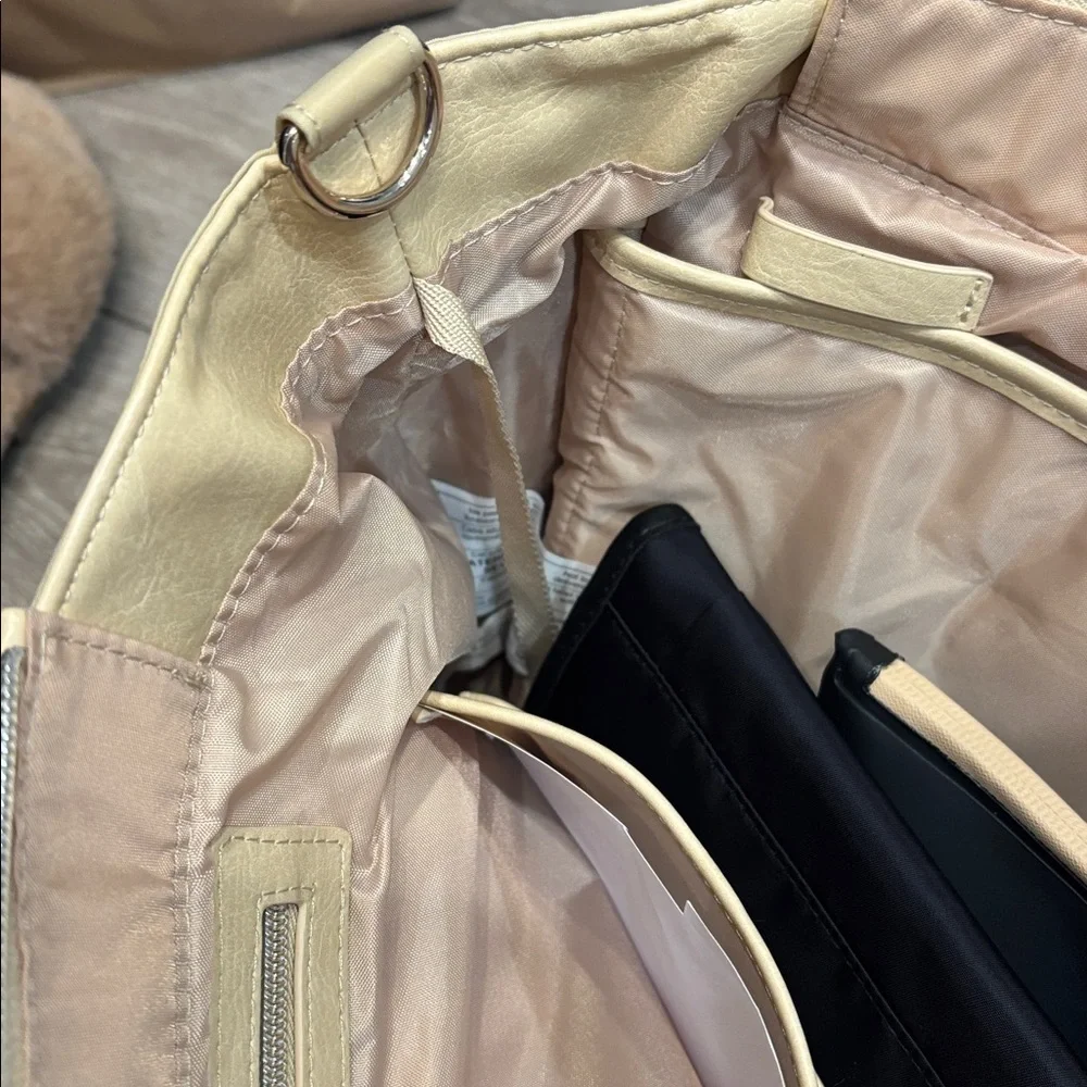 BEIS The Diaper Bag. New!